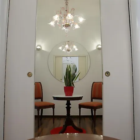 L.t. Savoia Palace * Bari